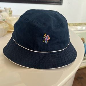 U S Polo ASSN WASHED COTTON TWILL BUCKET HAT in Navy  blue